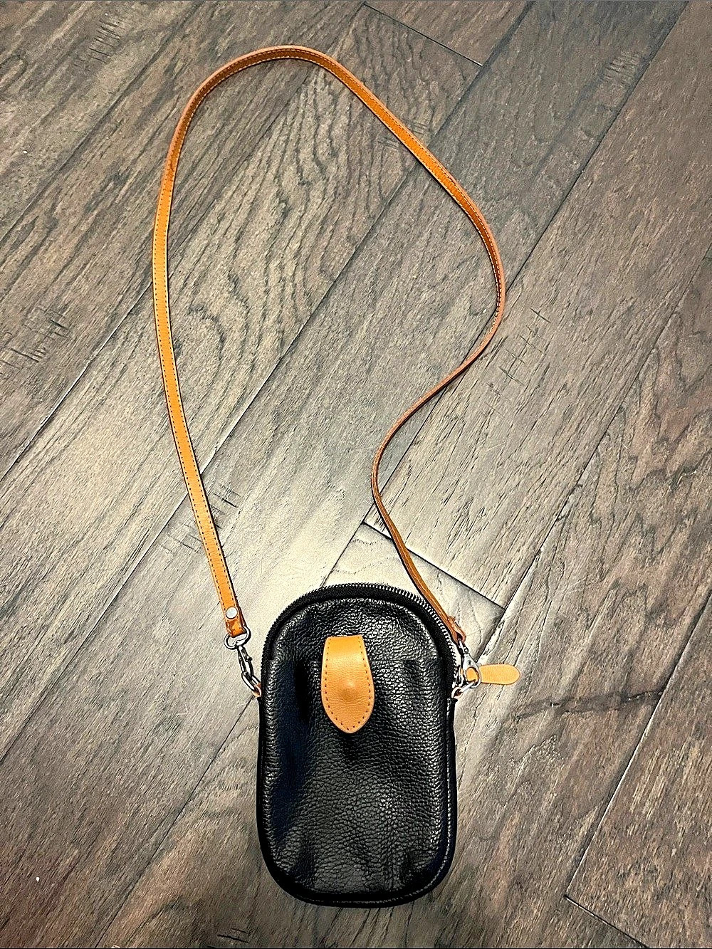Black & tan Crossbody Bag